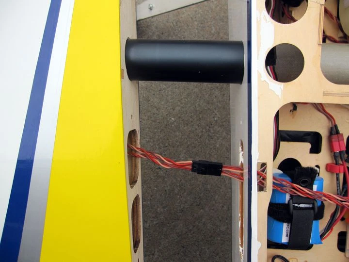 Multi-Servo Harness, 2 Servos, 6" Extensions (12" Total), By Thunderbolt RC 5 Multi-Servo Harness, 2 Servos, 6" Extensions (12" Total), By Thunderbolt RC - Image 3